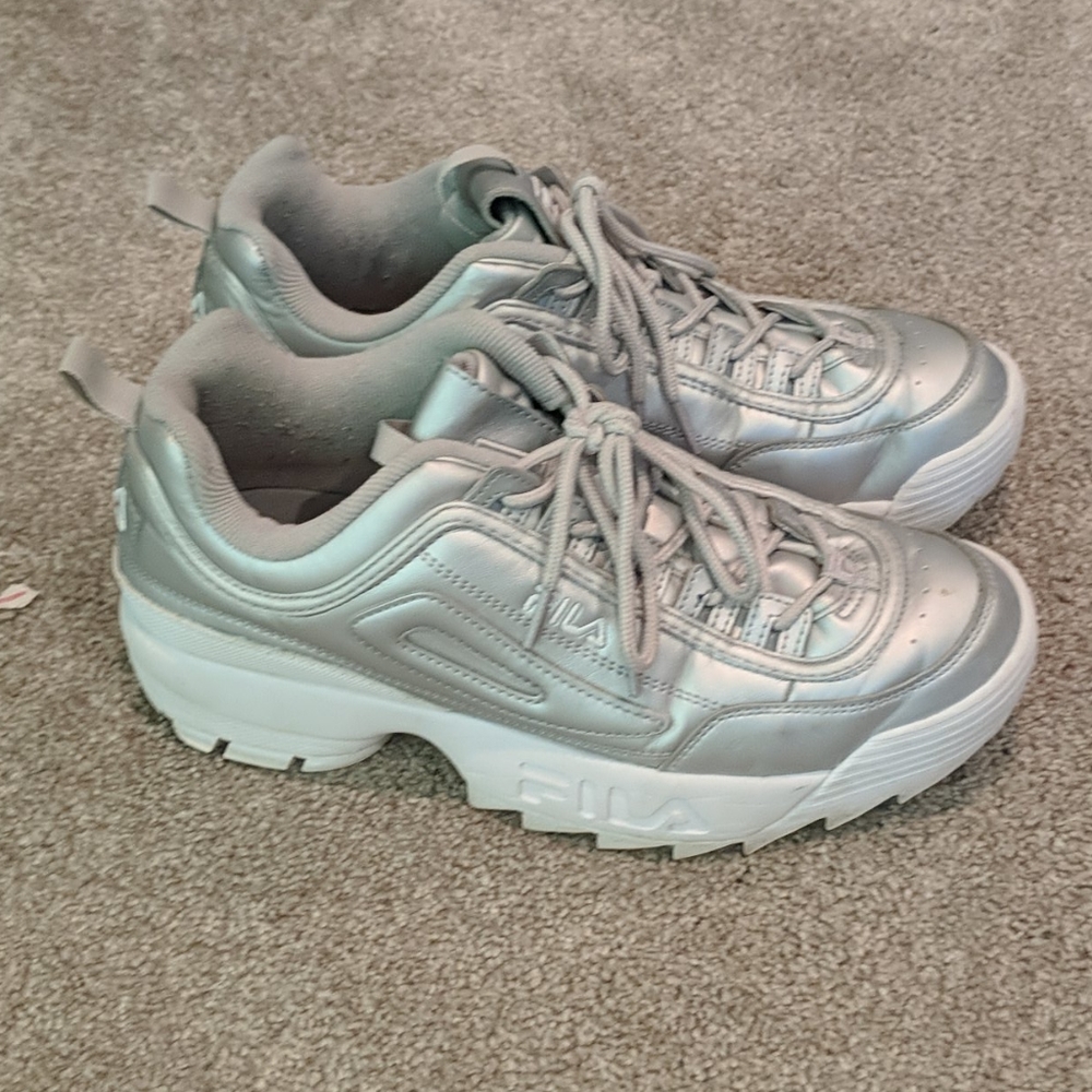 Women's Disruptor 2
Premium Metallic